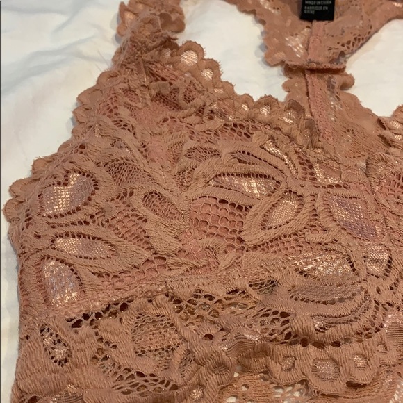 Pink bralette - Picture 2 of 3